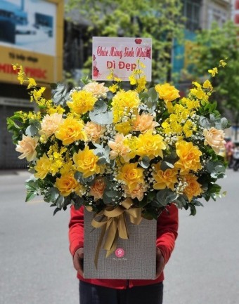 Lẵng Hoa Sinh Nhật